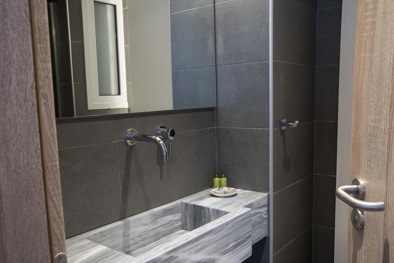 Ad Athens Luxury Rooms & Suites Экстерьер фото