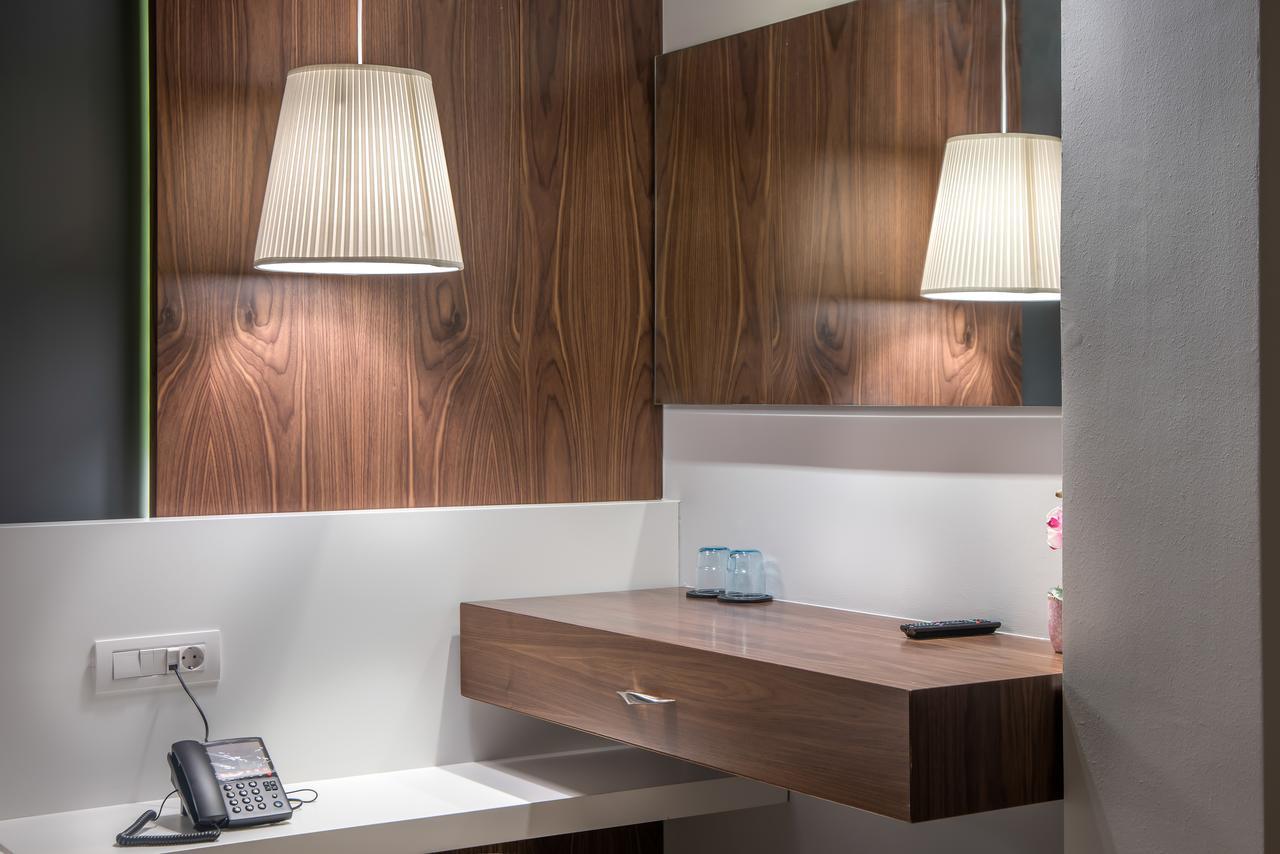 Ad Athens Luxury Rooms & Suites Экстерьер фото