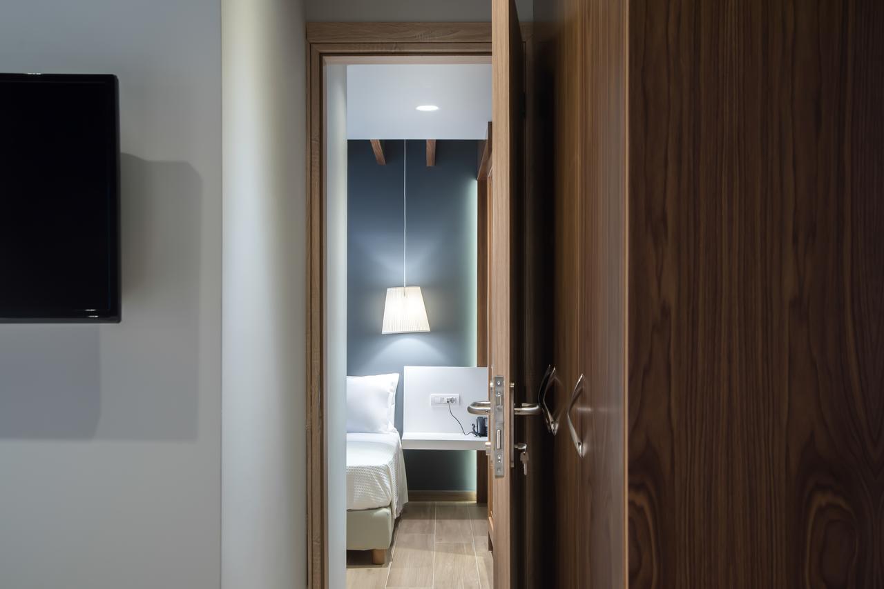 Ad Athens Luxury Rooms & Suites Экстерьер фото